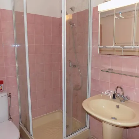 Apartman - Du Chay - En Rez-de-jardin Avec Apercu *