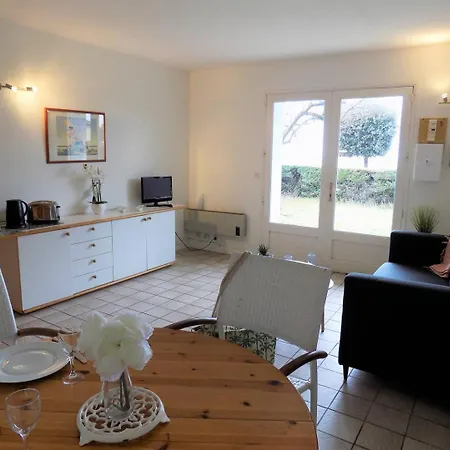 - Du Chay - En Rez-de-jardin Avec Apercu Apartment *