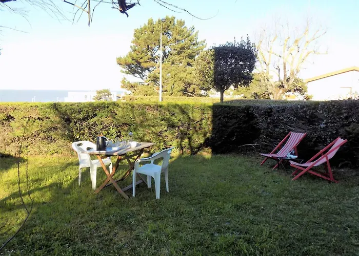 - Du Chay - En Rez-de-jardin Avec Apercu Appartement Royan