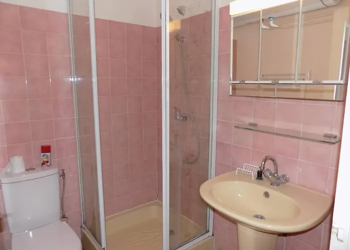 Appartement - Du Chay - En Rez-de-jardin Avec Apercu *