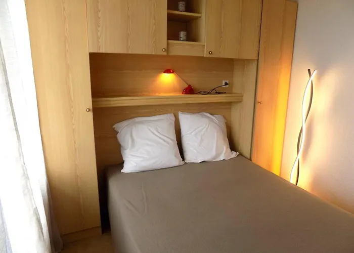 - Du Chay - En Rez-de-jardin Avec Apercu Appartement Royan