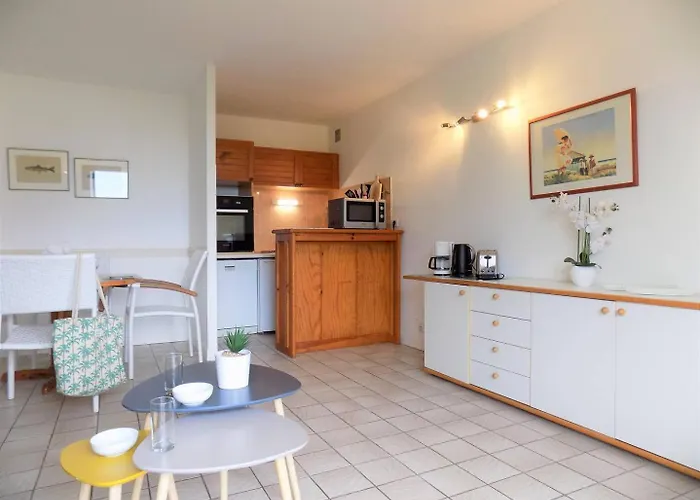 Appartement - Du Chay - En Rez-de-jardin Avec Apercu *